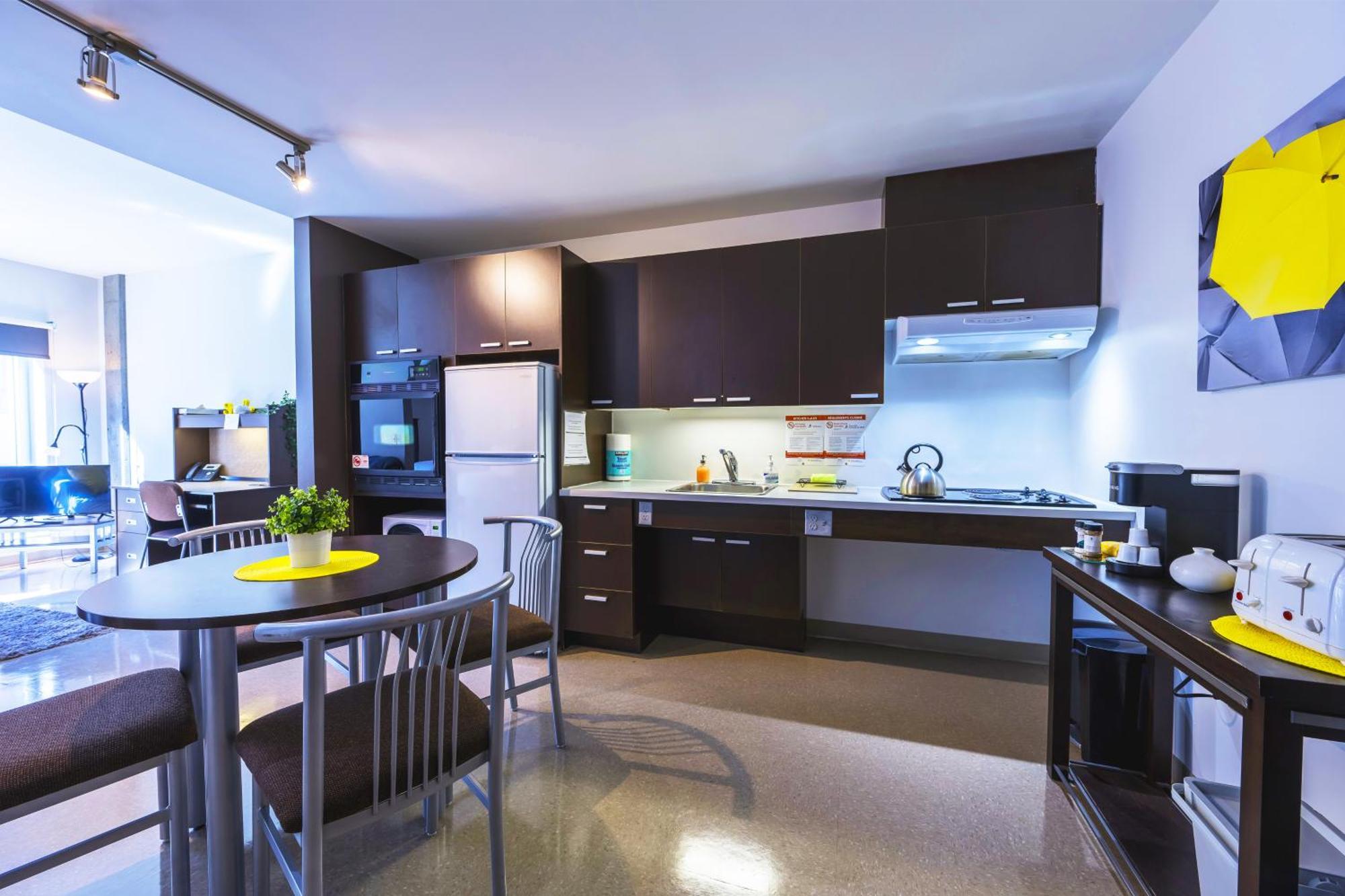 Residences Universite Du Quebec Екстериор снимка